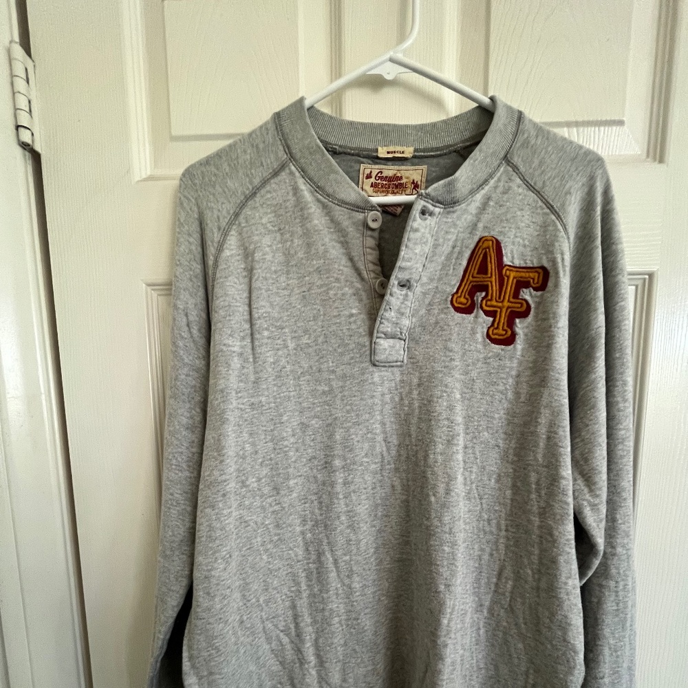 Abercrombie & Fitch | Extra Large | Silver | Long Sleeve Shirt | Like New